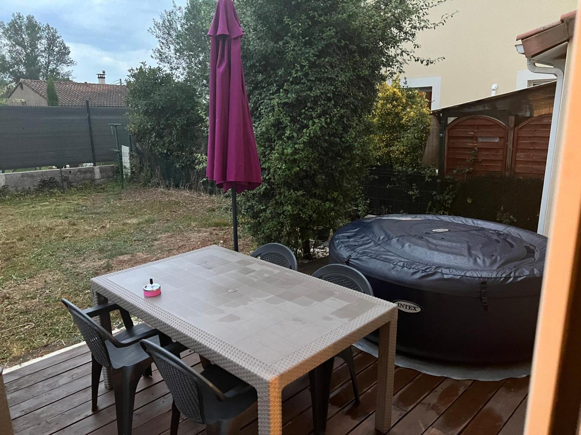La Maison Ensoleillee Berat Екстериор снимка